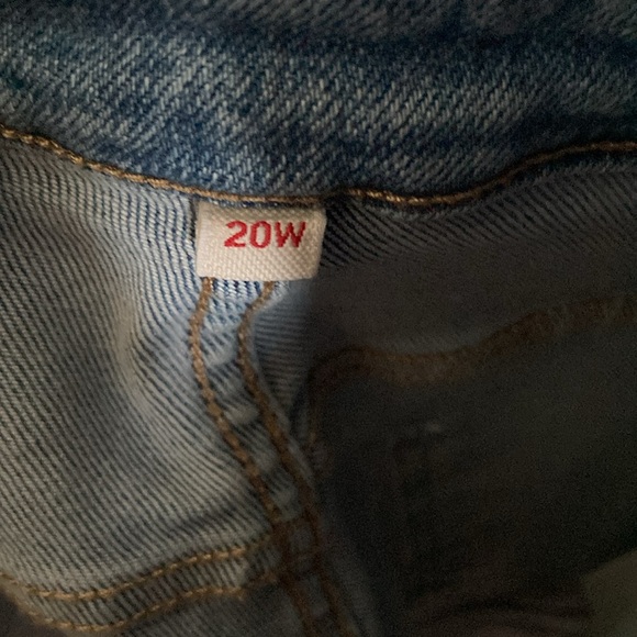 Offer $35 Levi’s denim jean short overall 20W - Picture 15 of 15